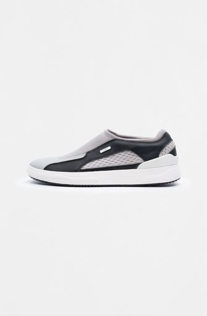 Saiga Black Cool Gray (36)
