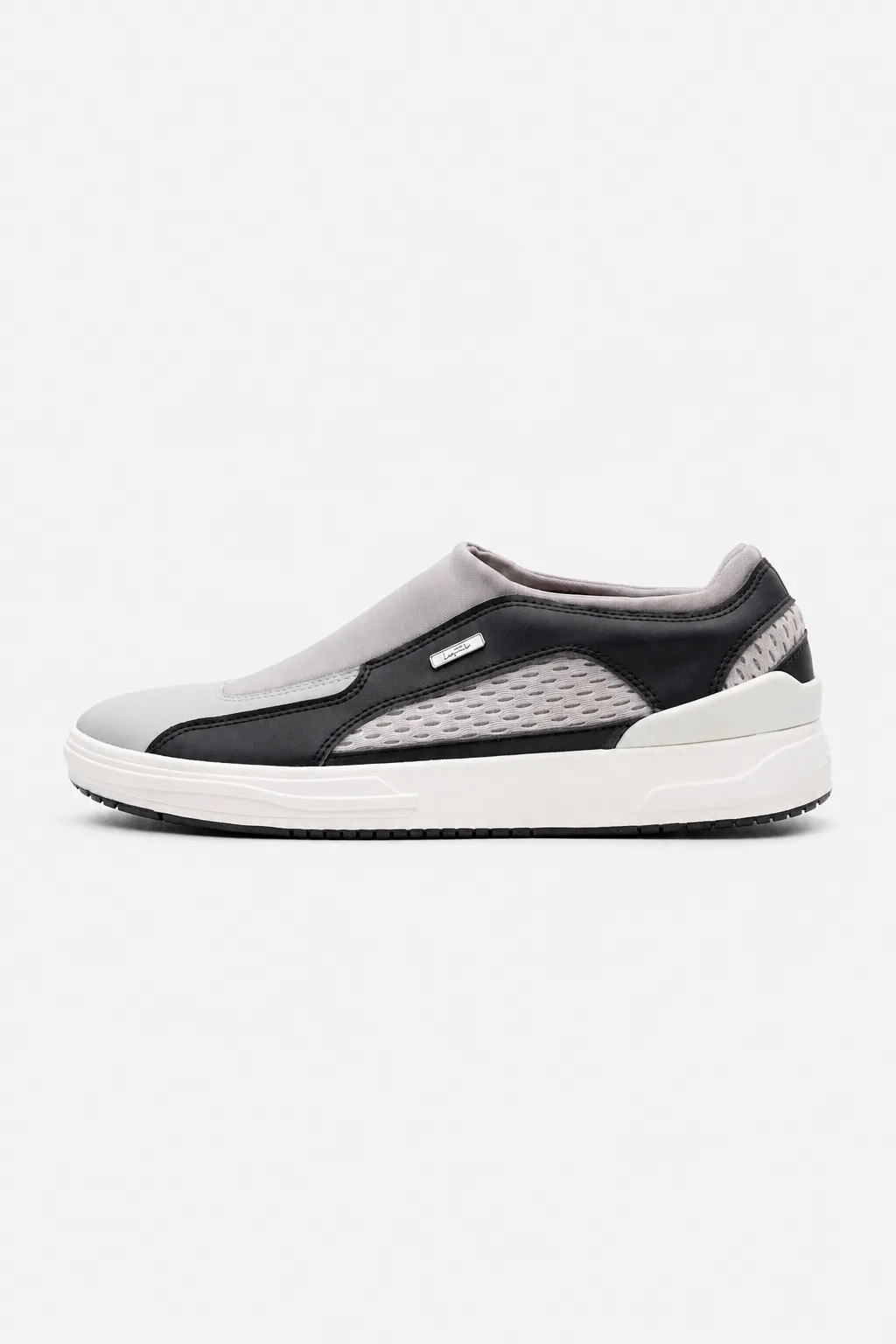 Saiga Black Cool Gray