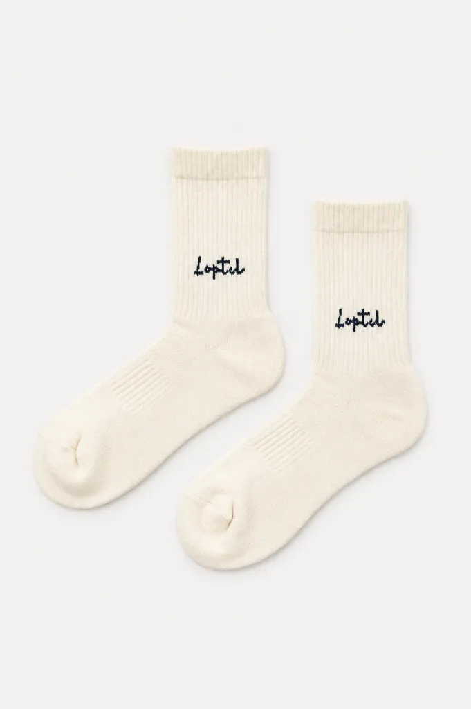 BASE:SOCK 01 - White